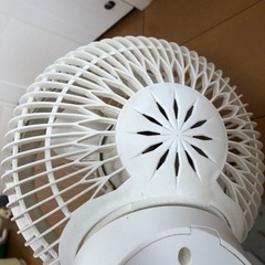 壁掛け扇風機の画像