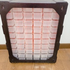 パーツボックスの画像