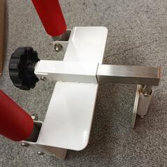 介護用　回転バスボードSと浴槽用手すりの画像