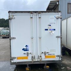福岡発　4t冷蔵冷凍コンテナ　鍵無し　横扉無し　その他多数コンテナ有、値下げ交渉有、株式会社南商会の画像