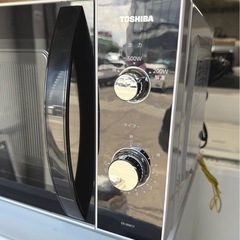 お引取り限定 美品 22年製 東芝 TOSHIBA 17L 電子レンジ ER-WM17-W 庫内フラットタイプ ホワイトの画像