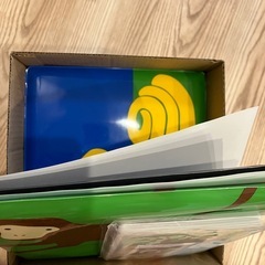 ワールドワイドキッズ Touch the Animalsパネル・カードの画像