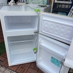 ハイアール 2ドア冷蔵庫 85L（2018年製）AT-RF85Bの画像