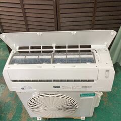 K06426 中古エアコン ハイセンス 2020年製 主に6畳用 冷房能力 2.2KW / 暖房能力 2.2KWの画像