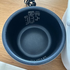 炊飯器の画像