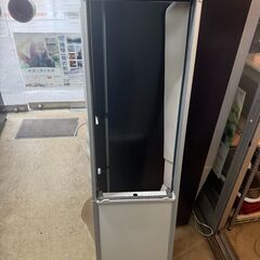 T4252 ハイアール　窓枠エアコン　2022年製　JA-16W 　ルームエアコン　付属品あり　動作良好　送料A　札幌　リサイクルれお　すすきの店の画像