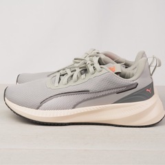 美品 PUMA フライヤー ライト 3 ランニングシューズ 23.5cmの画像