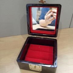 8 螺鈿細工ジュエリーボックスの画像