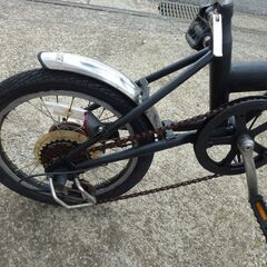 折りたたみ自転車の画像