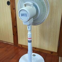 アイリスオーヤマ　扇風機　DCモーター リモコン式　2013年式の画像