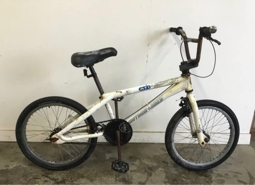 A-18 △ 岐阜発/ HOFFMAN BIKES/ BMX/ 自転車/ 20インチ/ ジャイロ/ ブレーキワイヤー変えてあります/ 走行確認/ 現状品/ 管07s/ R6.12/21 △