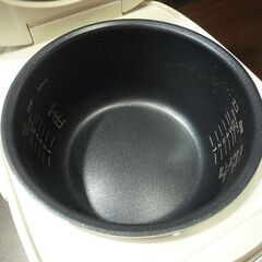 炊飯器 炊飯ジャー 5.5合炊き マイコン タイガー 炊きたて JBH-G101 2023年製 中古 札幌市東区 新道東店の画像