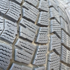 年式2020  DUNLOP 185/60R15 スタッドレスタイヤホイール4本の画像