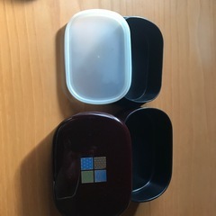 二段重ね弁当箱の画像