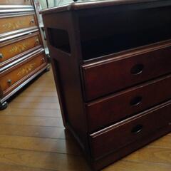 収納家具の画像