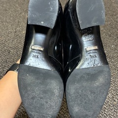 GUCCI グッチ　388320　パンプス　ブラック　光沢あり　#36ハーフ　JP24cmの画像