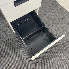 美品★ オフィスセット　テーブルと椅子のセットの画像