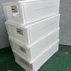 ニトリ社製 
押入れ収納ケースの画像