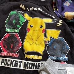 130 半袖 ポケモン服セットの画像