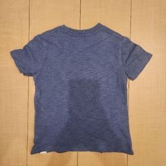 GAP　トリケラトプスのTシャツの画像