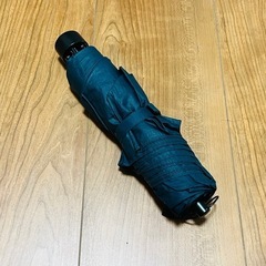 mont-bell折りたたみ傘の画像