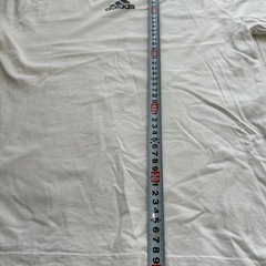 adidas アディダス 半袖 Tシャツ 肩にスリーストライプデザイン Mサイズの画像