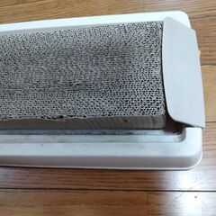猫の爪とぎ　の画像
