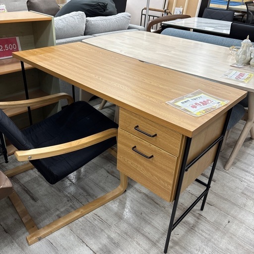 収納付き 木製デスク