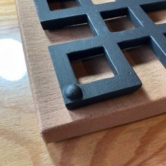 南部鉄器　鍋敷き　釜定工房　格子　約12.5×12.5cm【箱付き・未使用】の画像