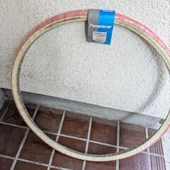 ロードバイクタイヤ新品の画像