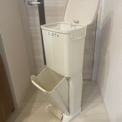 ゴミ箱　2段の画像