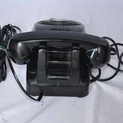 懐かしい　昭和時代　黒電話　ダイヤル式の画像