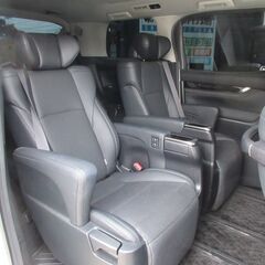 トヨタ　ヴェルファイア　２．５Ｚ　Ｇエディション　★1年保証★ロードサービス付　３眼シーケンシャル　セーフティセンス　純１０型ナビ　地デジ　バックカメラ　Ｂｌｕｅｔｏｏｔｈ　両側パワースライド　パワーバック　黒革シートヒーター　ＥＴＣ　クルコン　ＬＥＤヘッド　純１８ＡＷの画像
