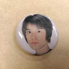 嵐　二宮 相葉 松潤 + 生田斗真　渋谷すばる　レア缶バッチの画像