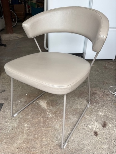 札幌市内配送可 Calligaris カリガリス コヌビア ニューヨーク