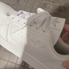 adidas スニーカー 白 レディース♡の画像