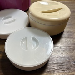 お弁当箱の画像