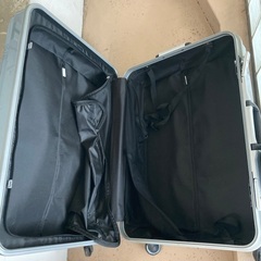 超大型スーツケース75の45の30の画像