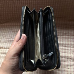ケイトスペードの黒い長財布の画像
