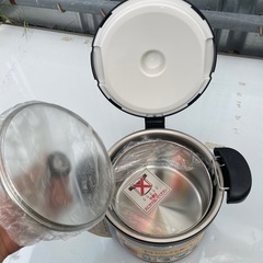 未使用 タイガー魔法瓶　保温調理鍋　NFA-A300 3.0L まほうなべの画像