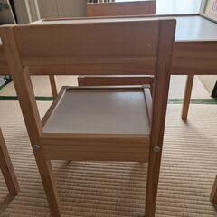 IKEA イケア 子供用テーブル チェア2脚付 ホワイトの画像