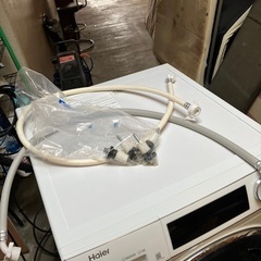 A2508-212 ハイアール ドラム式電気洗濯機 JW-TD120SA 2024年製 動作確認済み 容量12kg 排水フィルターのフタが閉まりにくいです 乾燥機能無しモデル キズ汚れ有りの画像