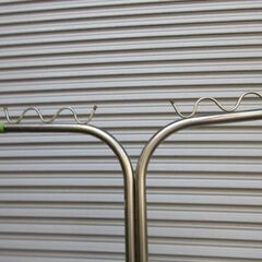 Ｑ625　ステンレス　物干し台　土台コンクリート　屋外用　2台セットの画像