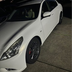 V36！スカイライン！4WD！22inch！ナビバックカメラ！車検長い！の画像