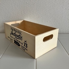 木の箱（100円均一商品）柄違いの画像