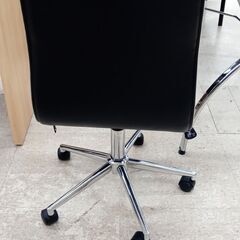 ★リユースのサカイ高崎店★TJ12438 サンワサプライ株式会社 チェアー 黒 H×D×W クリーニング済みの画像