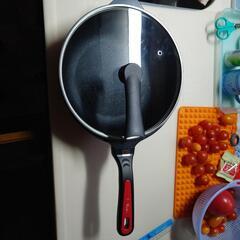 無水鍋とフライパンセットの画像