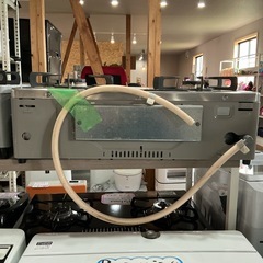 ガラス製✨ オシャレ🌷　Rinnai 2022年製 RTS65AWK14RG-CR ゴールド ガステーブル 都市ガスの画像