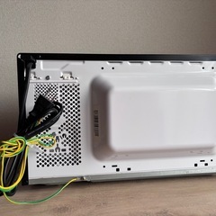 【2019年製】美品 アイリスオーヤマ 電子レンジ EMO-T617-6-B 700W
の画像