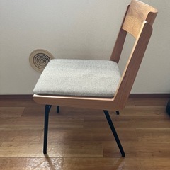 ウニコ  ダイニングチェア2脚
セット の画像
